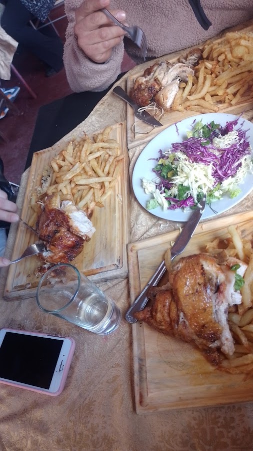 POLLO A LAS BRASAS foto 4