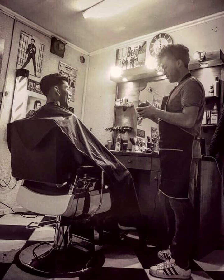 Detalle local de Sueño Barber & Full Moon Tattoo